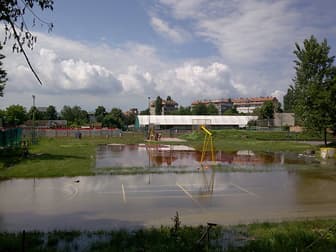 Вода се и даље не повлачи